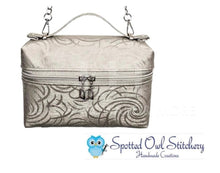 Load image into Gallery viewer, Belle Crossbody Pdf Pattern $7.95