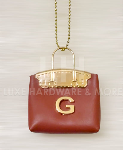 AUGUST PREORDER TOTE CHARM $14.00 / 5 PIECES LIGHT GOLD