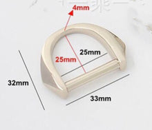 Load image into Gallery viewer, High End Seamless 1’’ D Ring $24.00/10 Pieces (Made From Zinc Alloy)
