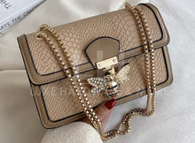 Load image into Gallery viewer, ANTIQUE GOLD BEE LOCK $8.00/EACH
