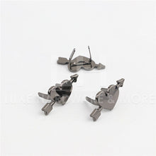 Load image into Gallery viewer, Heart With Arrow Decorative Logo 6.50/5 Pieces Gunmetal
