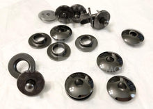 Load image into Gallery viewer, High End Korean Style Magnetic / Twist On Snap $11.00/4 Sets
