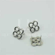 Load image into Gallery viewer, JANUARY PREORDER - NEW DECORATIVE FLOWER LOGO $3.50 / 5 PIECES SILVER
