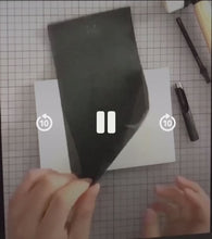 Load and play video in Gallery viewer, HIGH END KOREAN STYLE  MAGNETIC / TWIST ON SNAP  $2.75/1 PIECE
